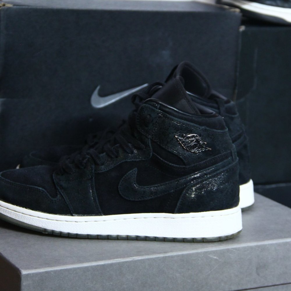 Air Jordan 1 Retro High "Heiress Black" - Picture 8 of 12